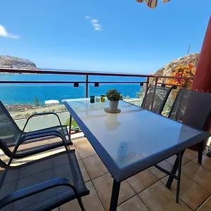 Four Seasons - Playa Del Cura Apartment